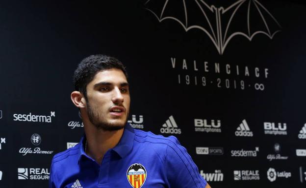 Guedes, durante su presentación 