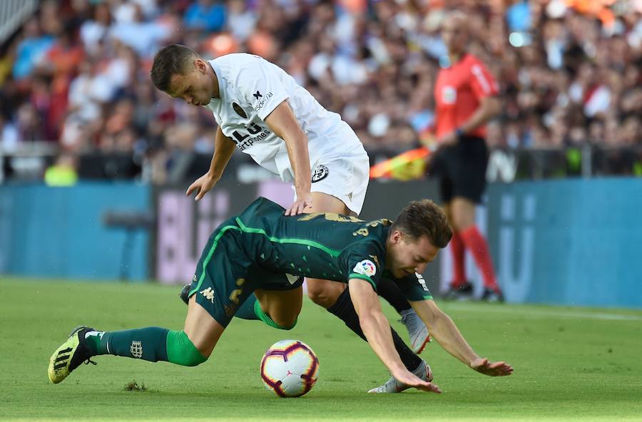 Estas son las mejores imágenes del partido de la jornada 4 de la Liga en Mestalla