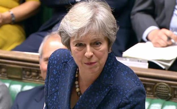 Theresa May durante una intervención parlamentaria.