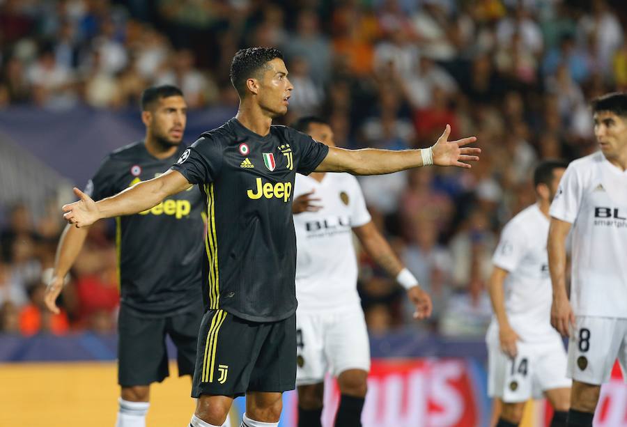 Estas son las mejores imágenes del partido de la primera jornada de Champions en Mestalla