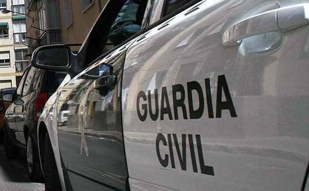 Un vehículo de la Guardia Civil 