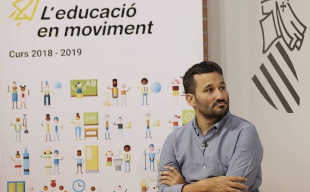 El conseller de Eduación, Vicent Marzà, en una rueda de prensa sobre el inicio del curso escolar. 