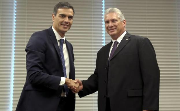 Pedro Sánchez y Miguel Díaz-Canel.