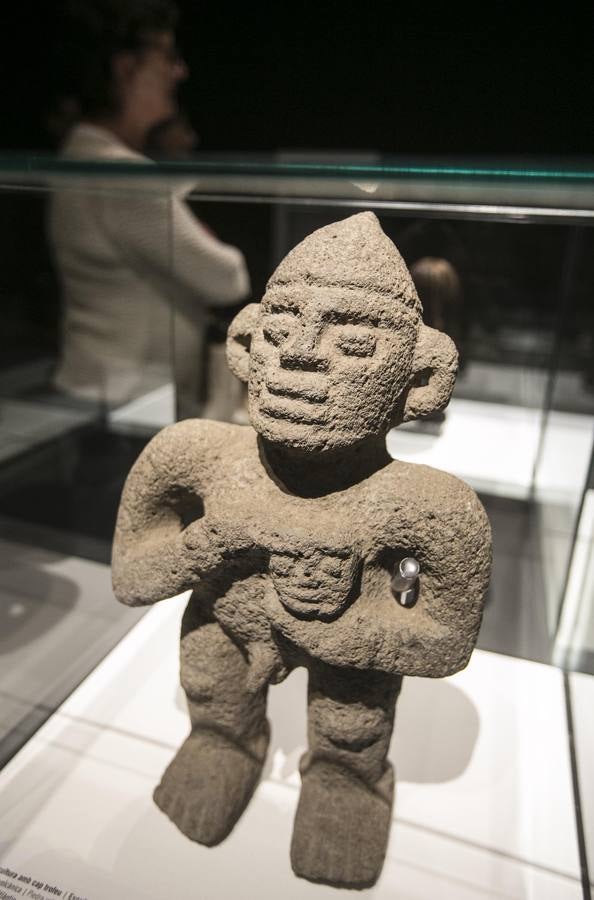 El Museu de Prehistòria de València abre las puertas de sus sala de exposiciones temporales a 'Cabezas cortadas. Símbolos de poder', una muestra dedicada al ritual de cortar cabezas. Hasta marzo de 2019 muestra esta exhibición de la violencia, como forma de veneración o para humillar al enemigo.