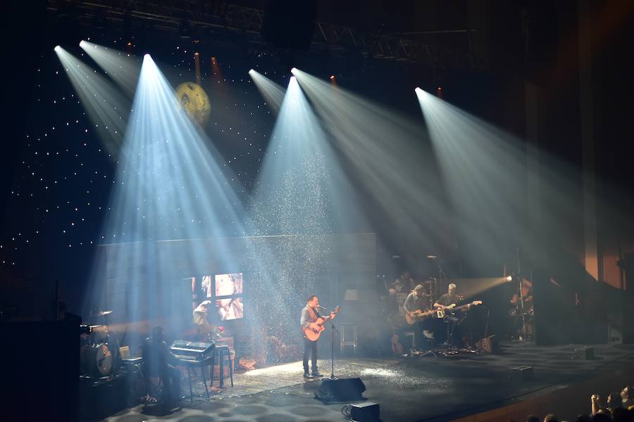 Fotos: Concierto de Ismael Serrano en el Palau de les Arts de Valencia