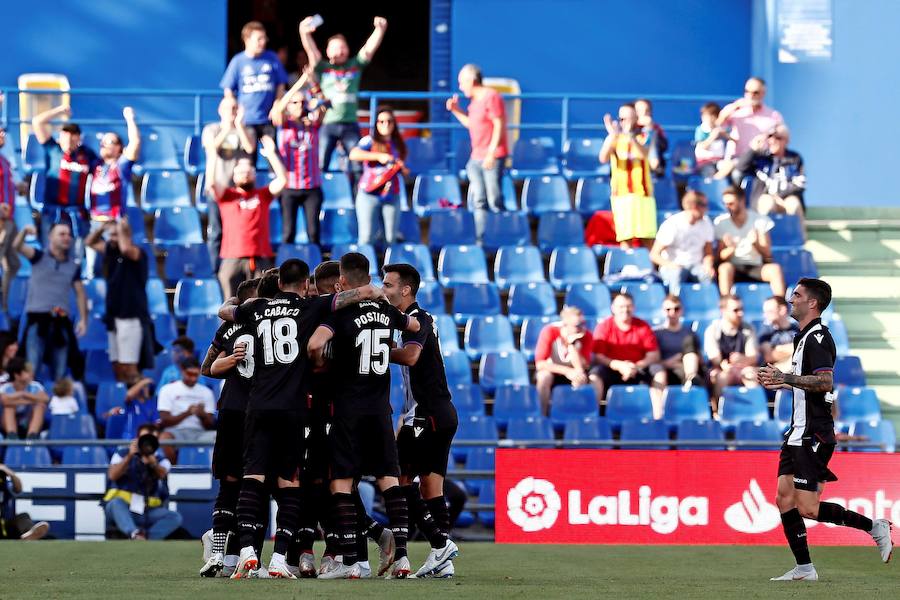 Estas son las imágenes que deja el partido de la octava jornada de Liga en el Coliseum Alfonso Pérez