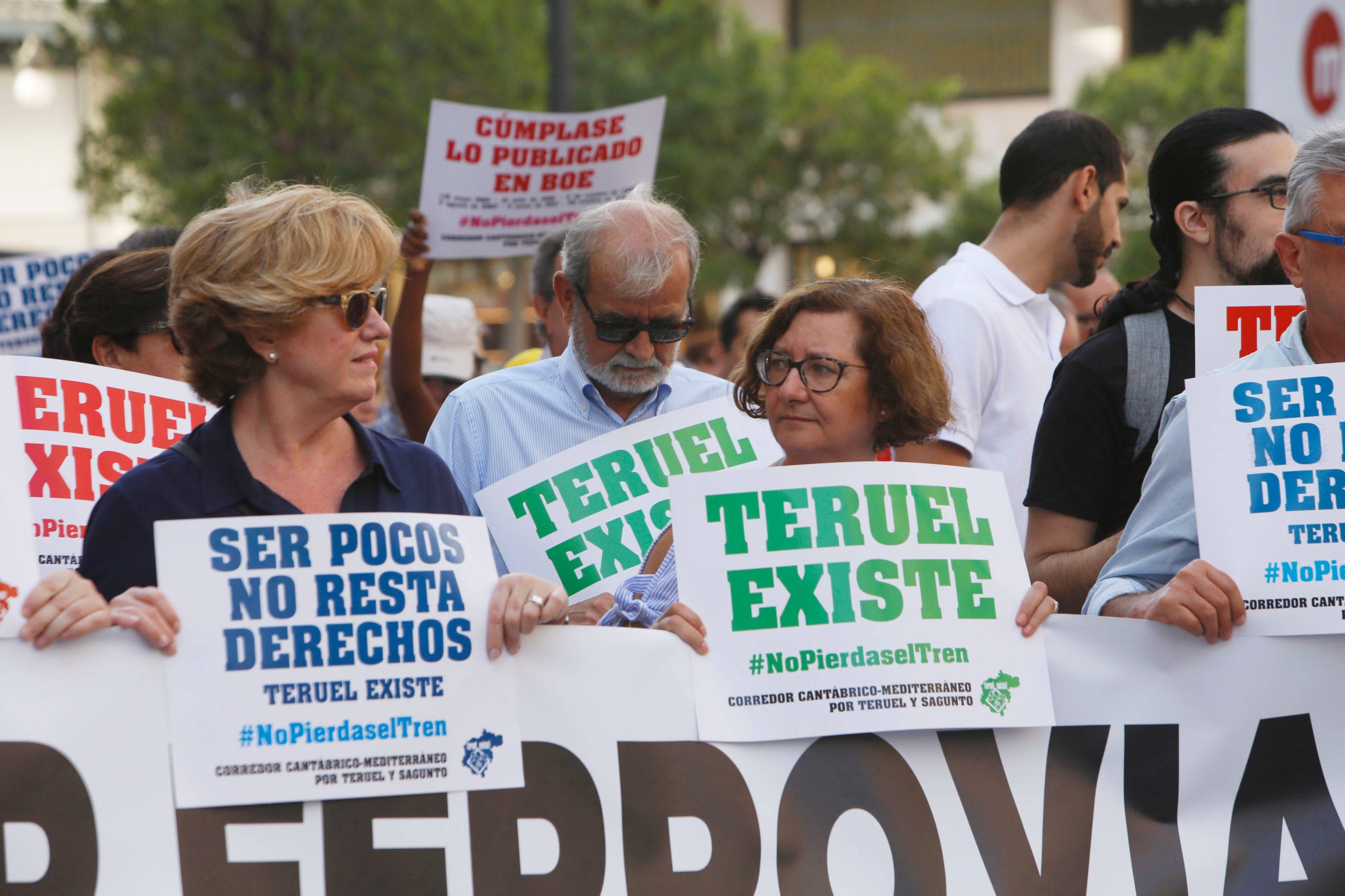 Fotos: Manifestación por el Corredor Cantábrico-Mediterráneo en Valencia