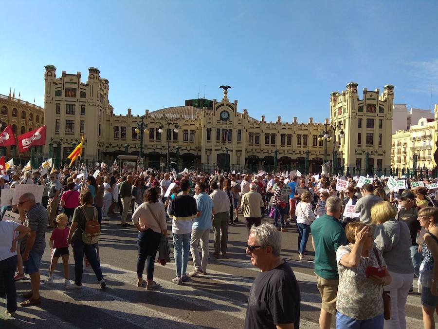 Fotos: Manifestación por el Corredor Cantábrico-Mediterráneo en Valencia