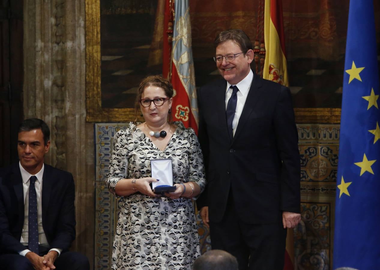 El presidente del Gobierno, Pedro Sánchez, ha puesto a la Comunitat Valenciana como ejemplo de «la mejor España», «la que se construye desde el diálogo y desde la suma de voluntades, la que prima la convivencia sobre el agravio territorial». Sánchez ha participado en el acto institucional de entrega de distinciones de la Generalitat Valenciana por el 9 d'Octubre.