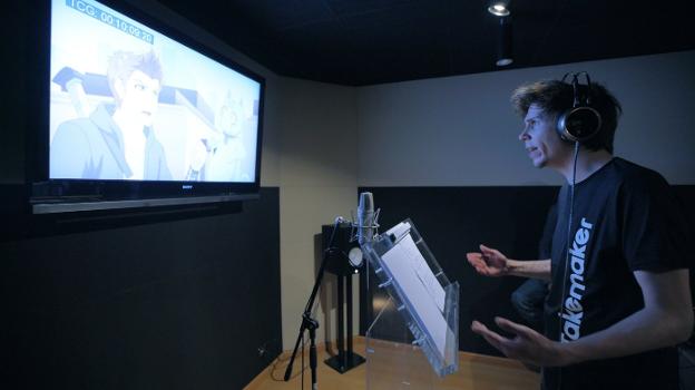 Rubén Doblas, 'El Rubius', en un momento del doblaje de su personaje en la serie 'Virtual Hero', que ha creado para Movistar. 