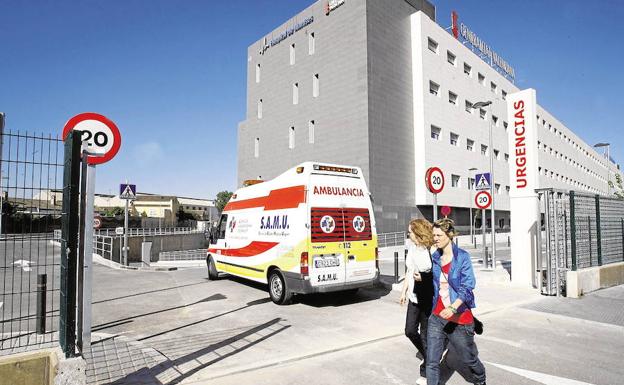 Entrada de Urgencias de uno de los hospitales concertados de la Comunitat.