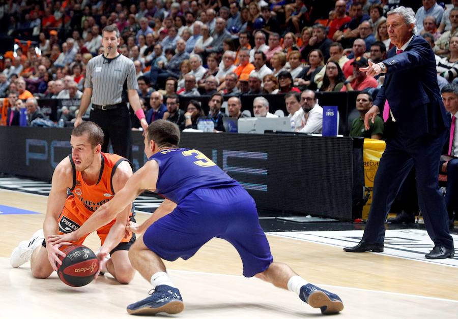 Estas son las imágenes que deja el partido de la quinta jornada de Liga Endesa en la Fonteta