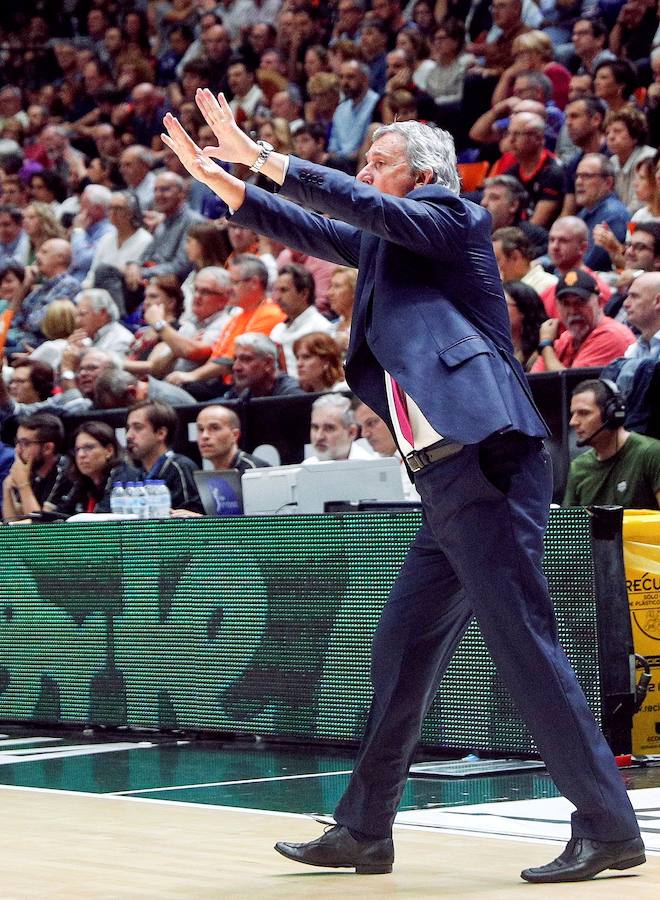 Estas son las imágenes que deja el partido de la quinta jornada de Liga Endesa en la Fonteta