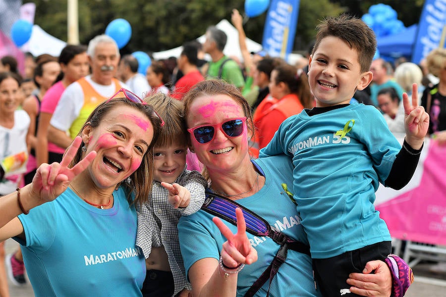 Un total de 10.049 personas han participado en 'Valencia contra el Cáncer' este 21 de octubre, una III edición de récord que ha logrado recaudar 50.245€ para luchar contra la enfermedad. En lo que llevamos de 2018, RunCáncer ya alcanza los 255.556€ de recaudación que se destinarán íntegramente a proyectos de investigación oncológica