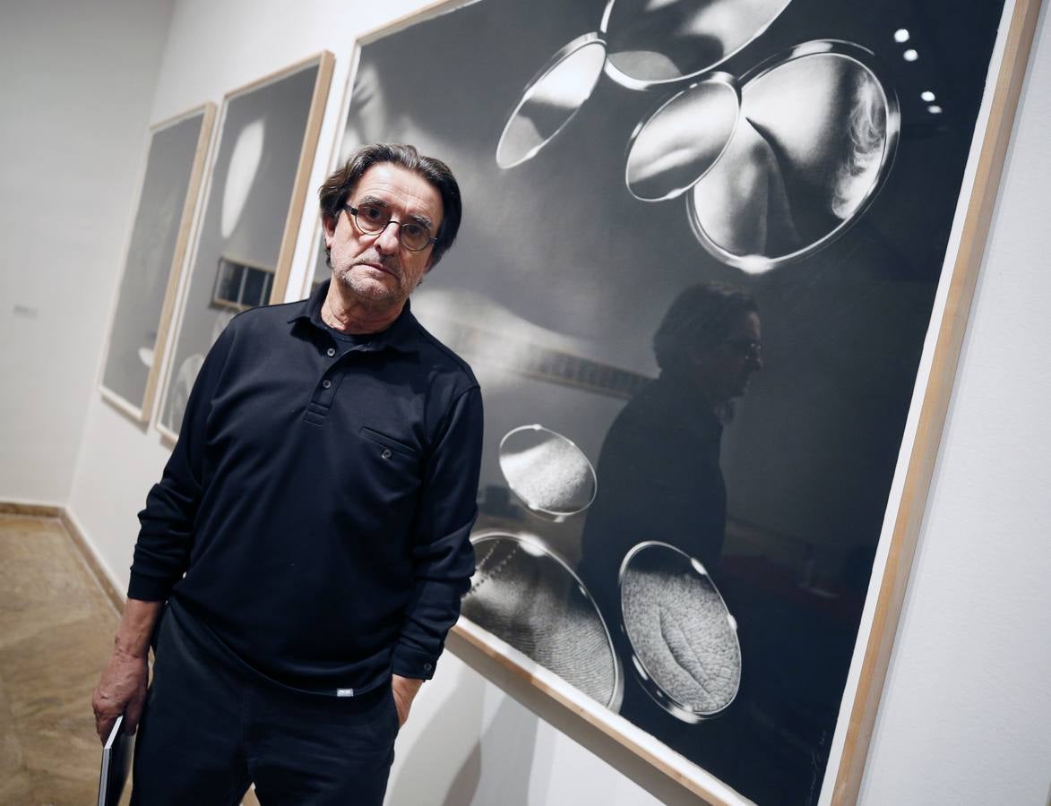 "Igual que en el cine se proyectan imágenes sobre una tela, el pintor debe hacer lo mismo sobre un lienzo", ha explicado Manils.