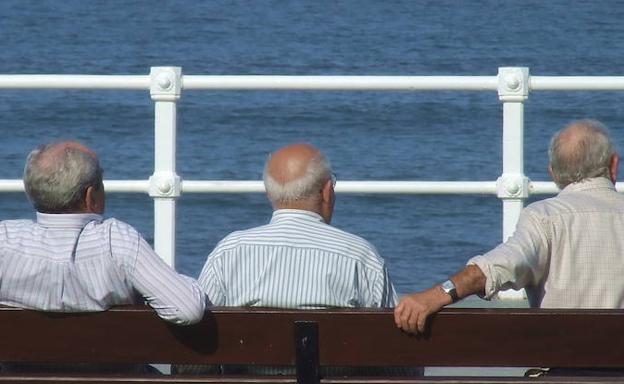 La pensión media de jubilación en la Comunitat, entre las más bajas de España