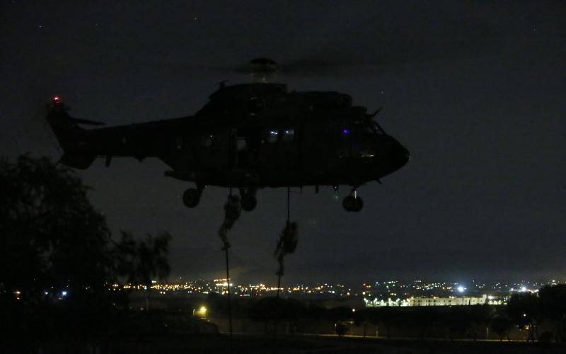 Los «boinas verdes» españoles, la unidad de élite del Ejército, han perfeccionado durante los últimos diez días algunas de las acciones bélicas nocturnas más sofisticadas en las maniobras «Empecinado 18» en Alicante, Valencia, Murcia y Albacete en las que han participado un millar de soldados. 