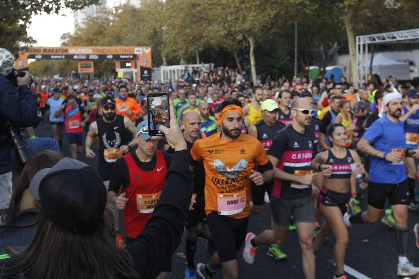 Más de 15.500 corredores participan en una prueba rapidísima que ya ostentaba el récord mundial femenino.