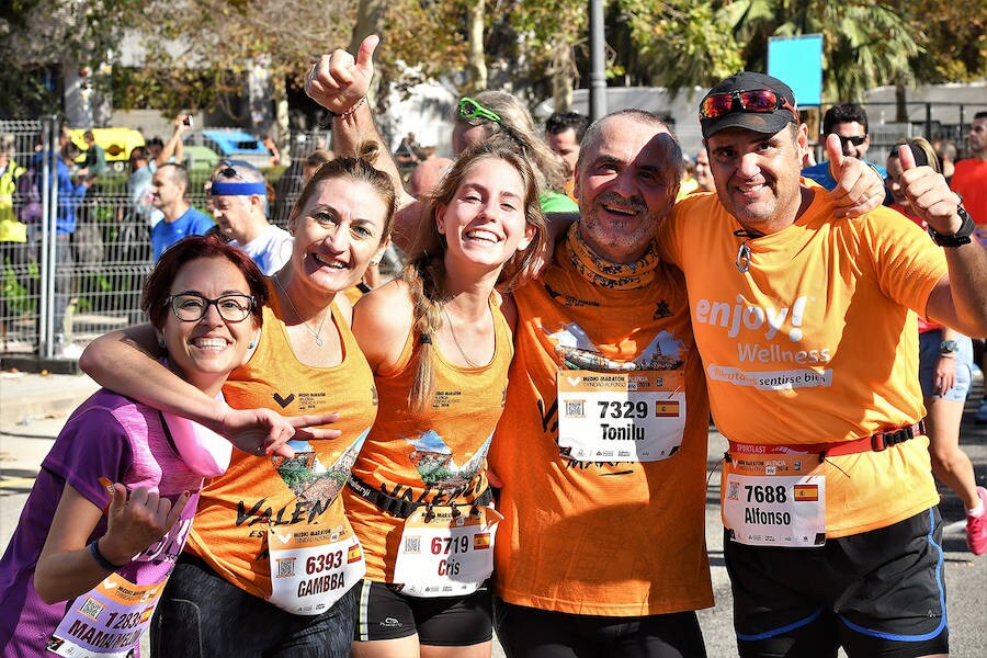 Fotos: Búscate en la llegada a la meta en la Medio Maratón de Valencia