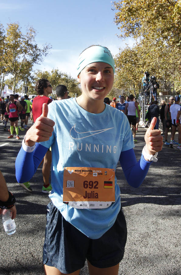 Más de 15.500 corredores participan en una prueba rapidísima que ya ostentaba el récord mundial femenino.