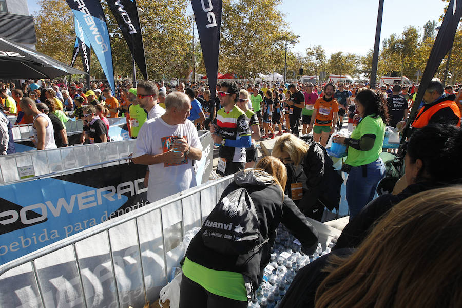 Más de 15.500 corredores participan en una prueba rapidísima que ya ostentaba el récord mundial femenino.