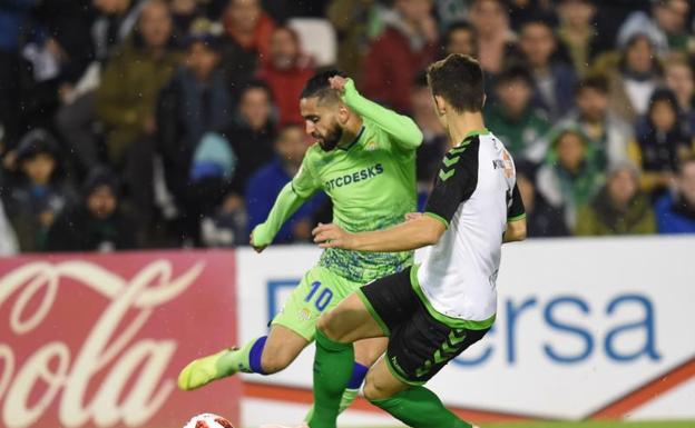 El Racing planta cara al Betis pero cae en El Sardinero