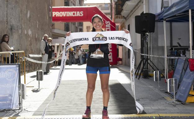 Elisabet Ríos, ganadora de la carrera 55K del Trail de Montanejos 2018