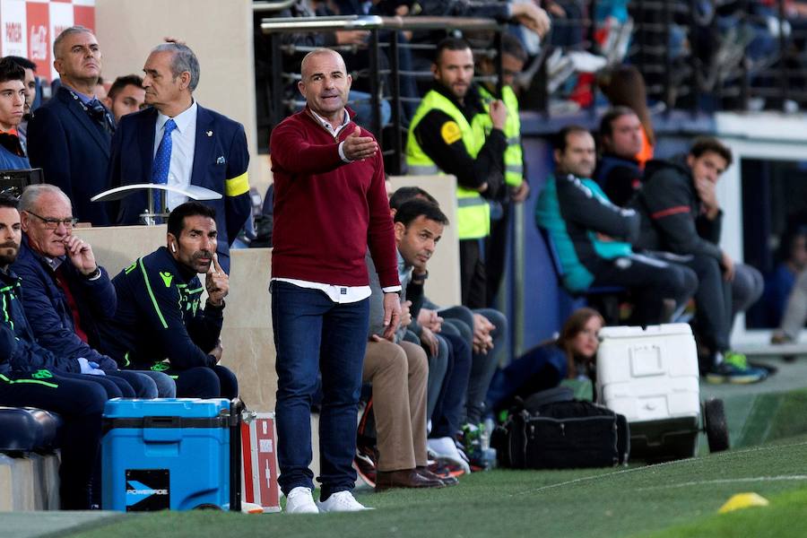 Éstas son las imágenes que deja el partido de la undécima jornada de Liga en el Estadio de la Cerámica