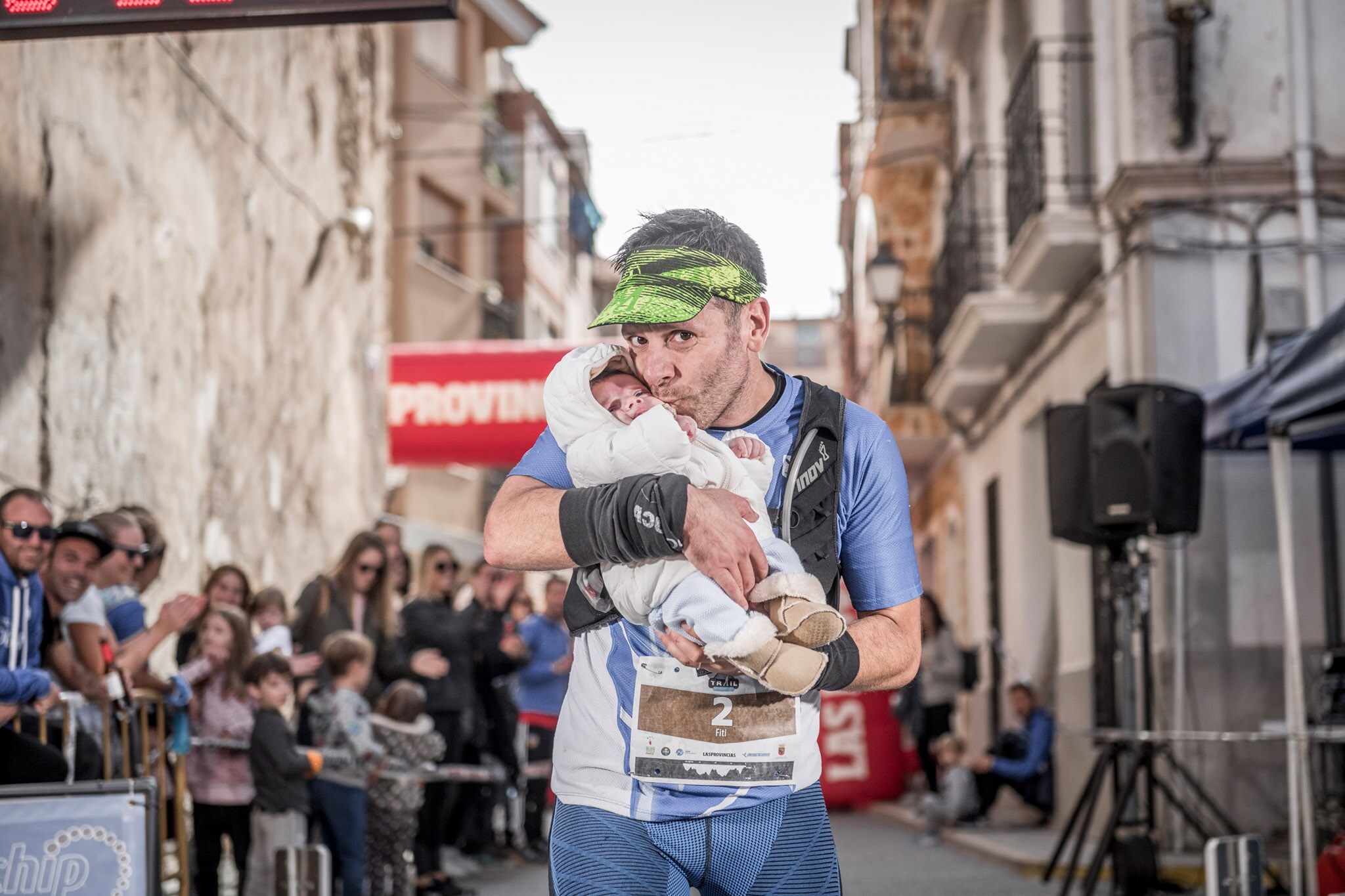 Galería de fotos de la llegada a meta de la carrera de 55 kilómetros del Trail de Montanejos 2018 