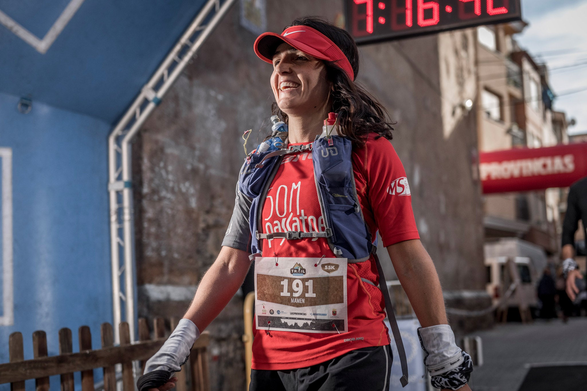 Galería de fotos de la llegada a meta de la carrera de 55 kilómetros del Trail de Montanejos 2018 