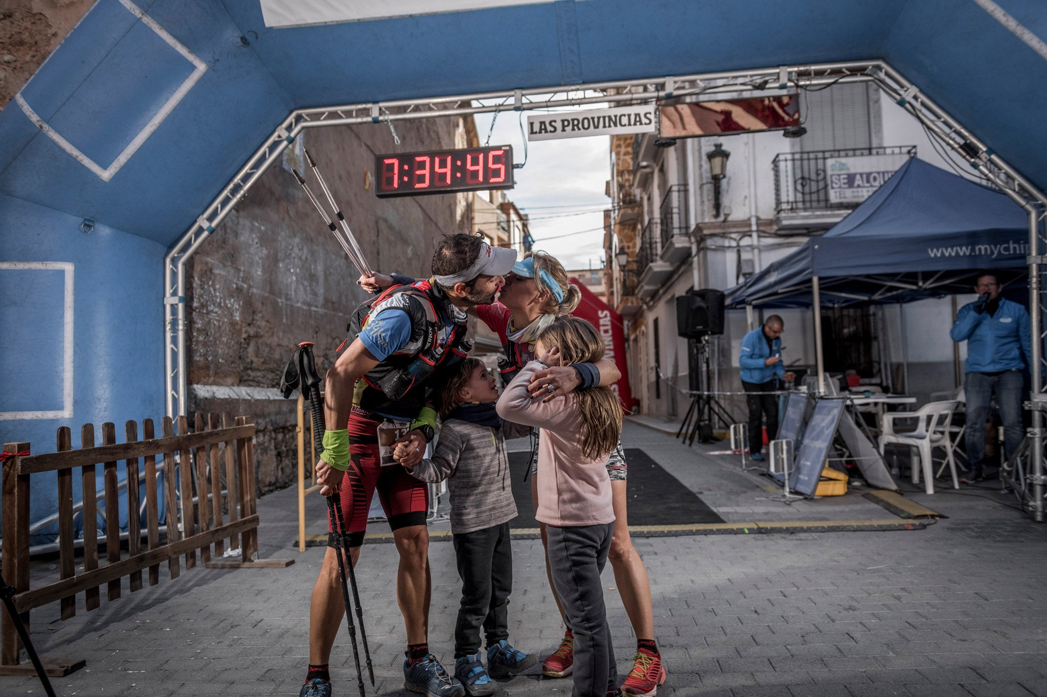 Galería de fotos de la llegada a meta de la carrera de 55 kilómetros del Trail de Montanejos 2018 