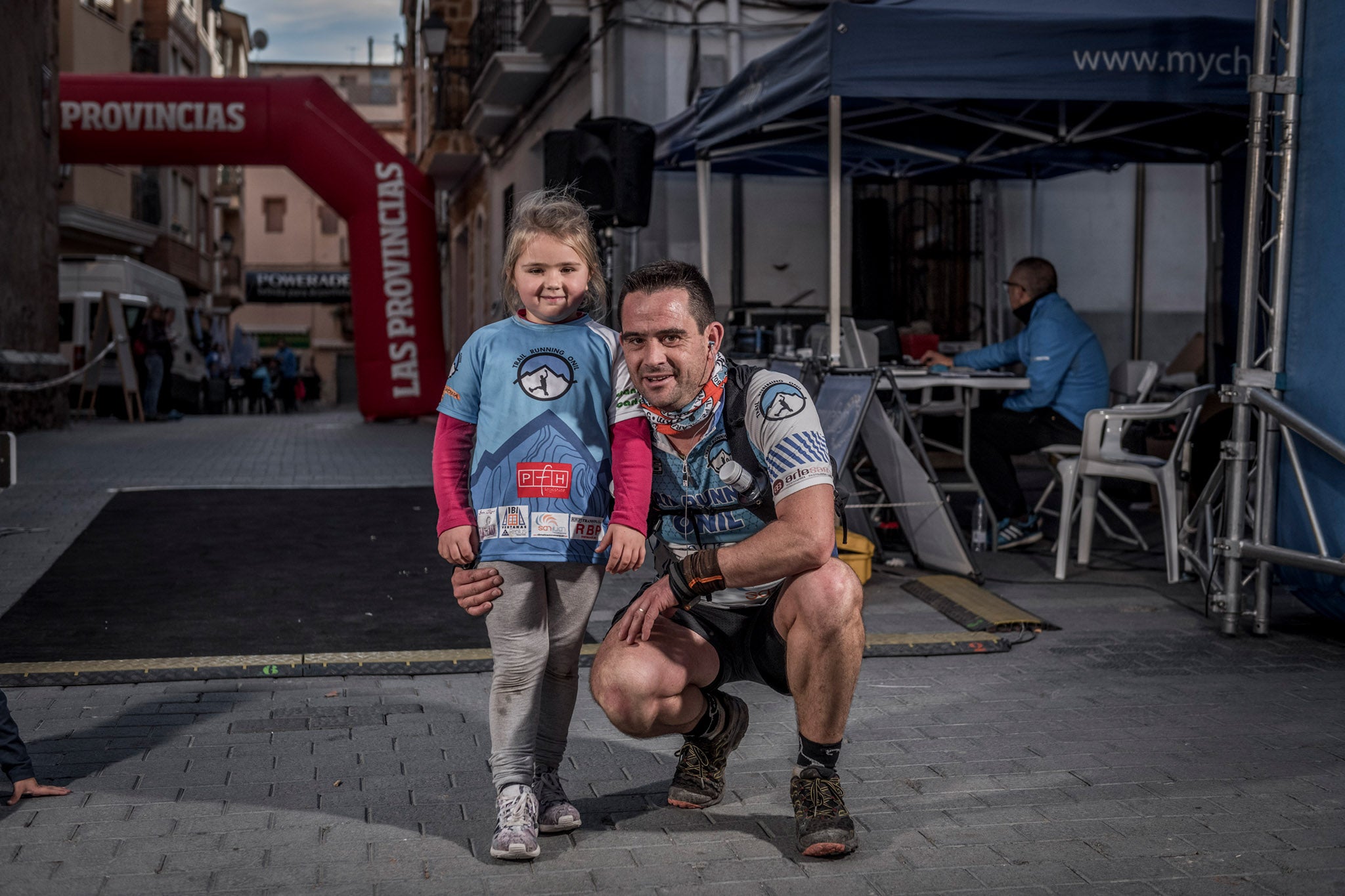 Galería de fotos de la llegada a meta de la carrera de 55 kilómetros del Trail de Montanejos 2018 