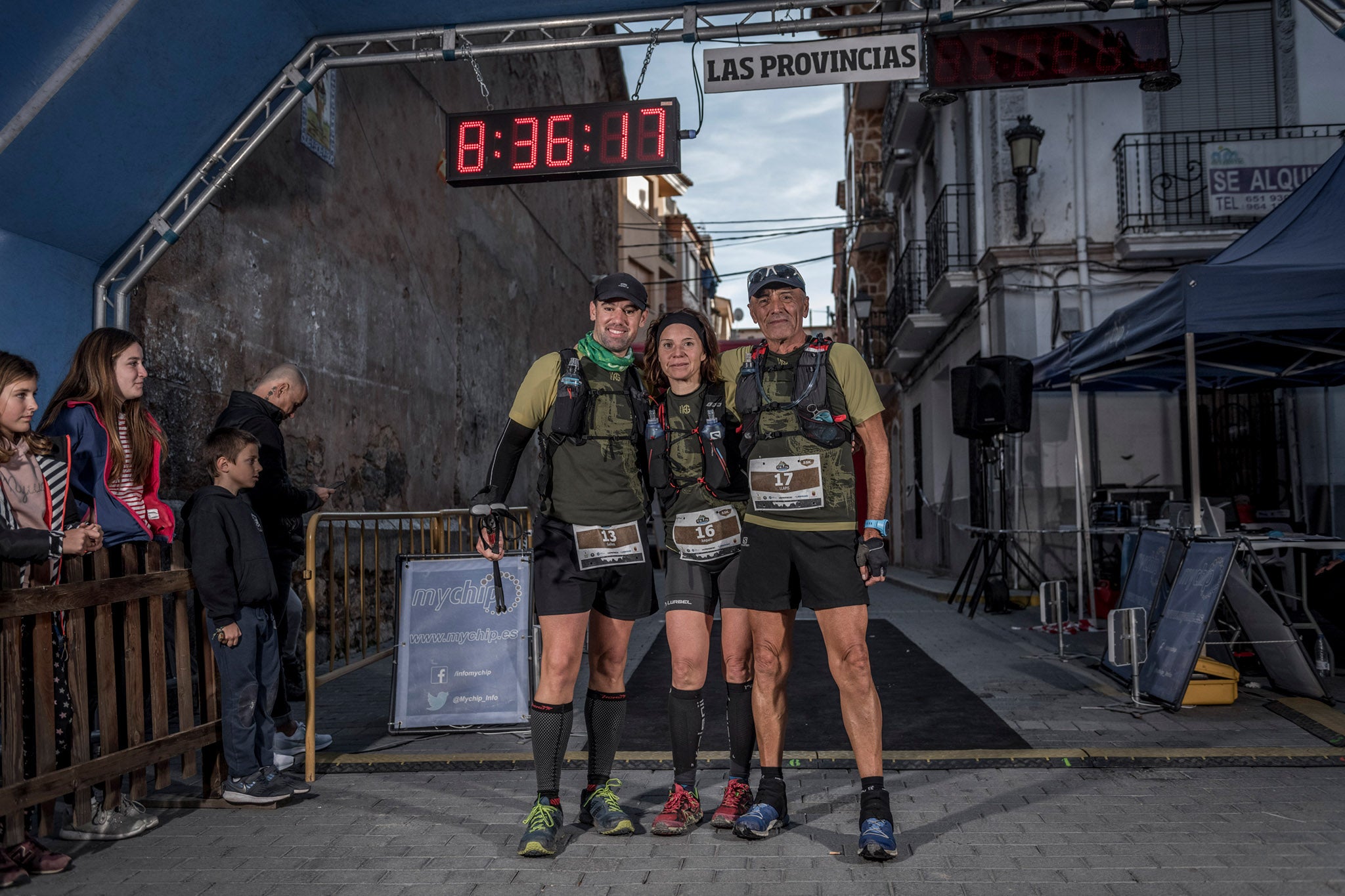 Galería de fotos de la llegada a meta de la carrera de 55 kilómetros del Trail de Montanejos 2018 