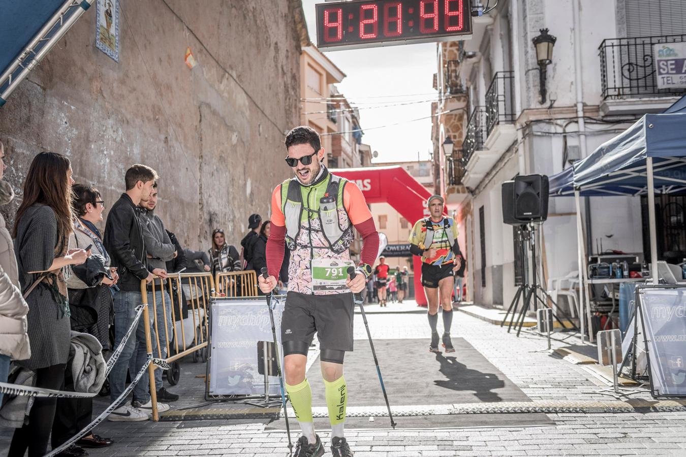 Galería de fotos de la llegada a meta de la carrera de 30 kilómetros del Trail de Montanejos 2018