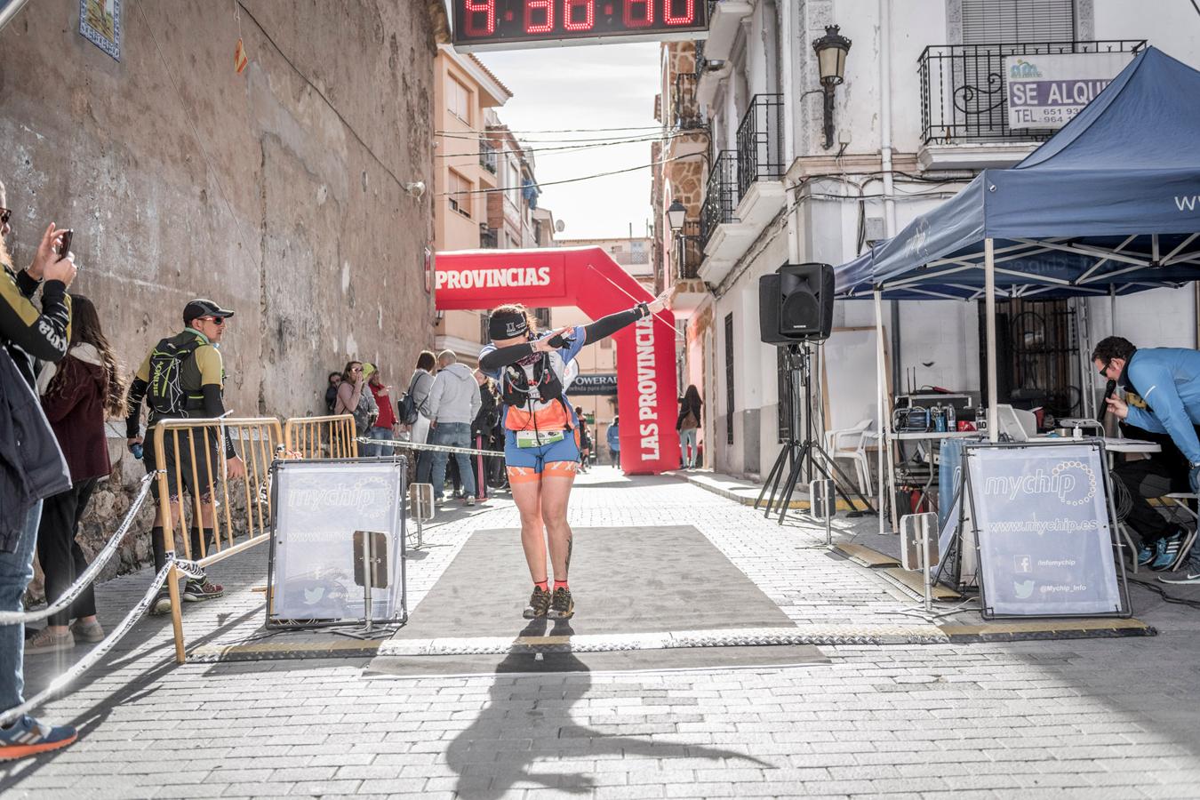 Galería de fotos de la llegada a meta de la carrera de 30 kilómetros del Trail de Montanejos 2018