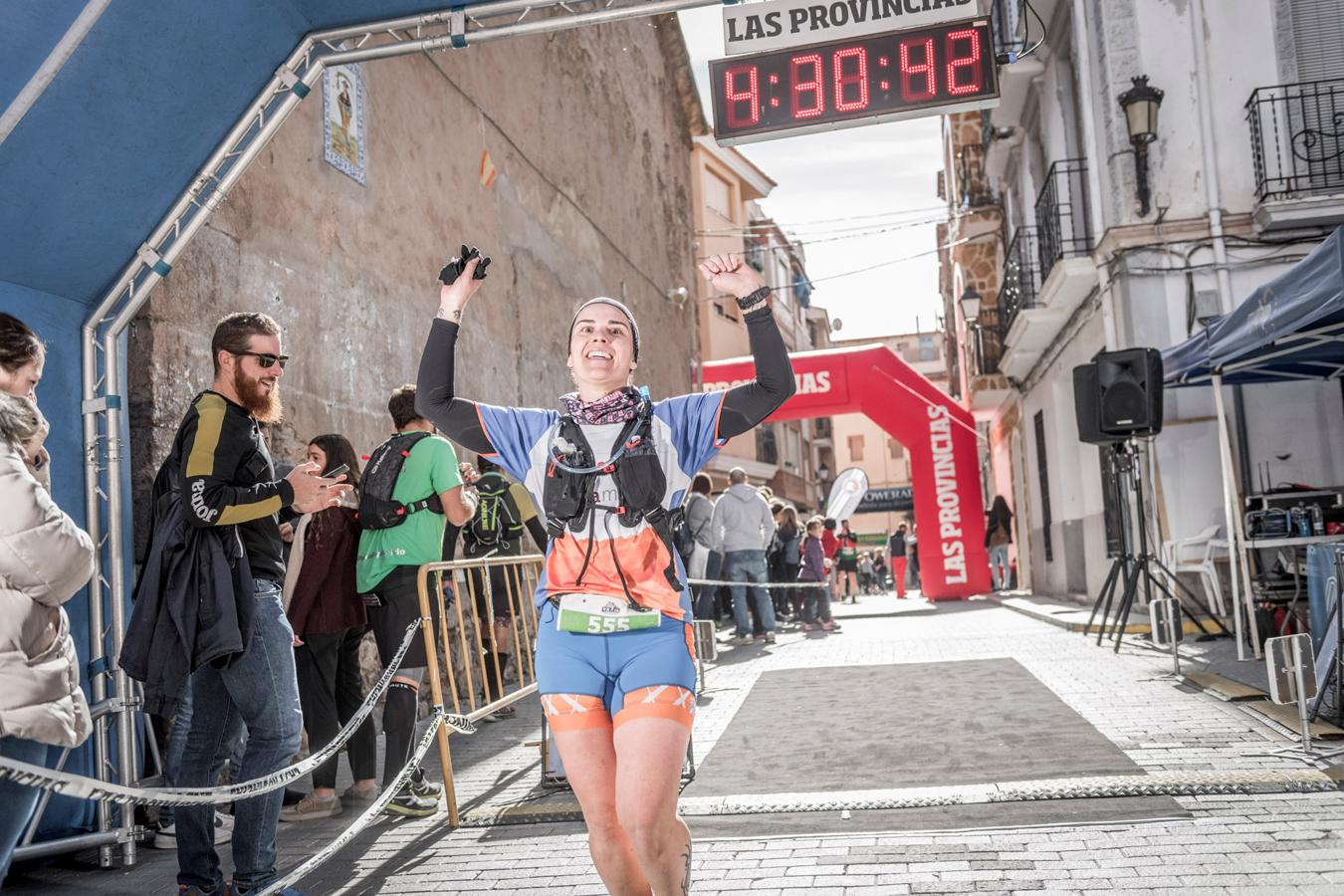 Galería de fotos de la llegada a meta de la carrera de 30 kilómetros del Trail de Montanejos 2018