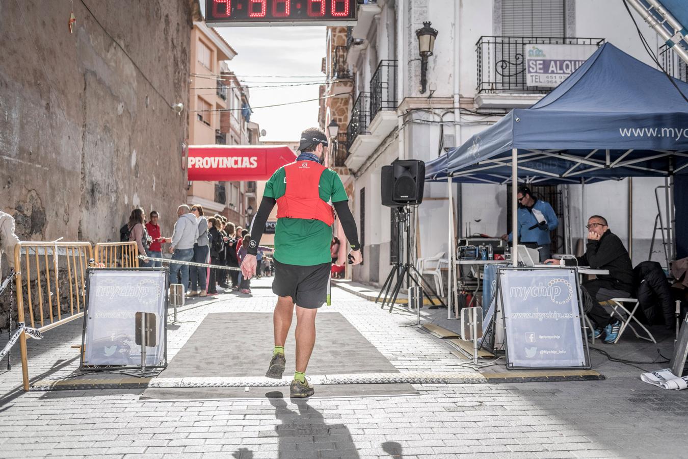 Galería de fotos de la llegada a meta de la carrera de 30 kilómetros del Trail de Montanejos 2018