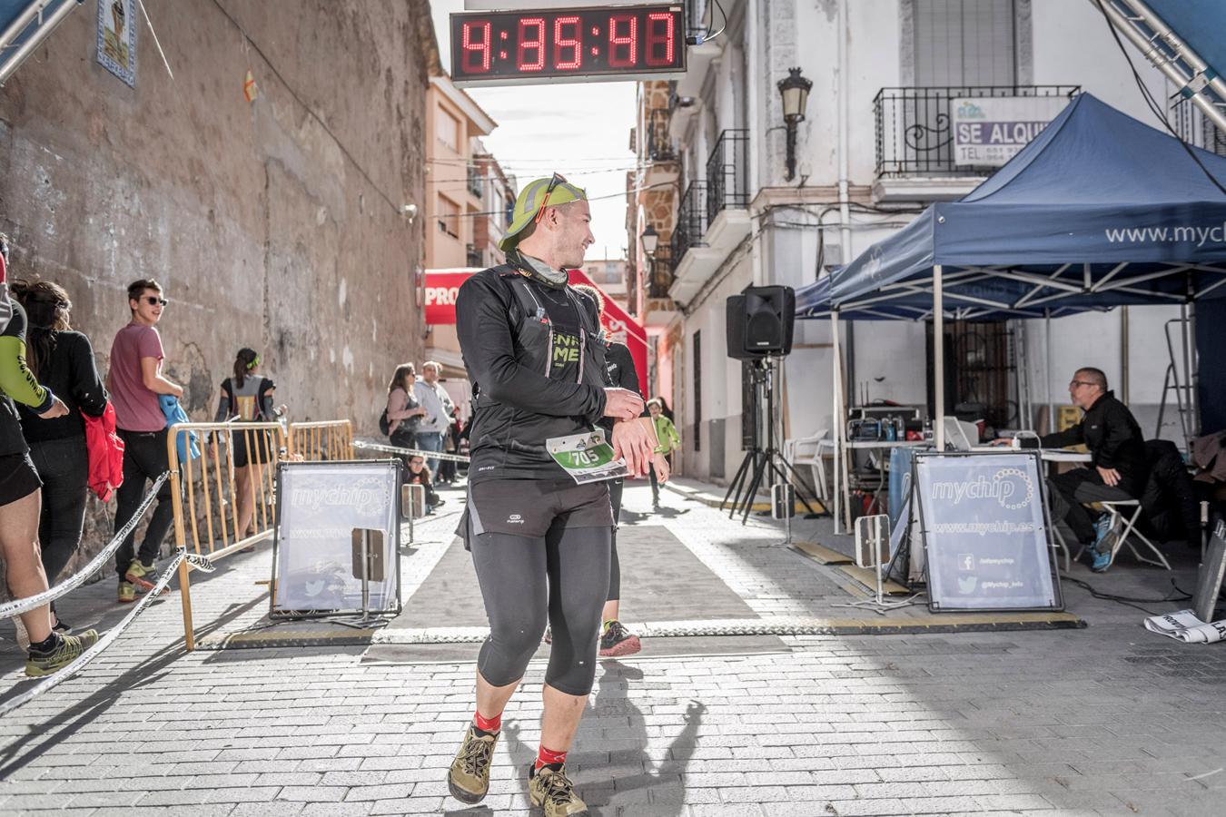 Galería de fotos de la llegada a meta de la carrera de 30 kilómetros del Trail de Montanejos 2018