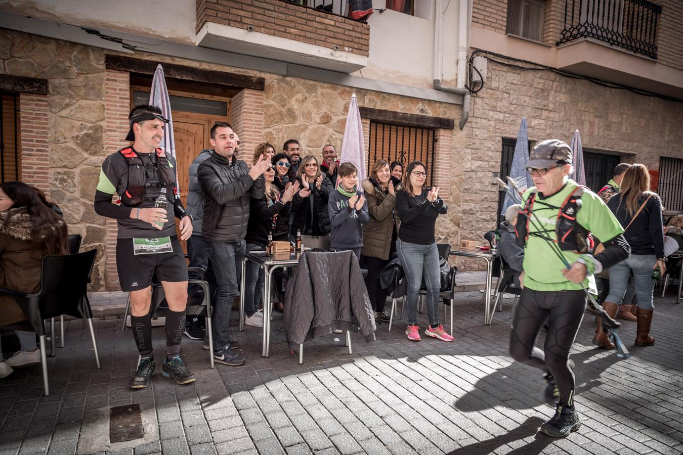 Galería de fotos de la llegada a meta de la carrera de 30 kilómetros del Trail de Montanejos 2018