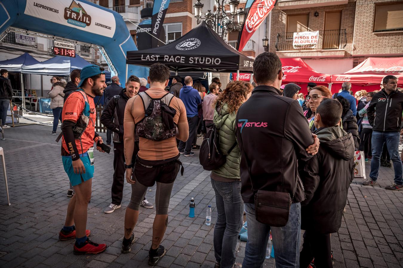 Galería de fotos de la llegada a meta de la carrera de 30 kilómetros del Trail de Montanejos 2018