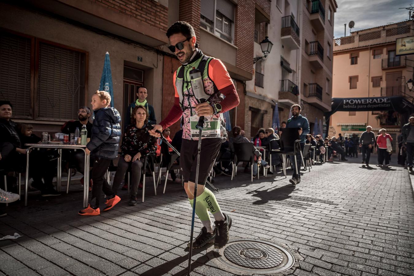 Galería de fotos de la llegada a meta de la carrera de 30 kilómetros del Trail de Montanejos 2018