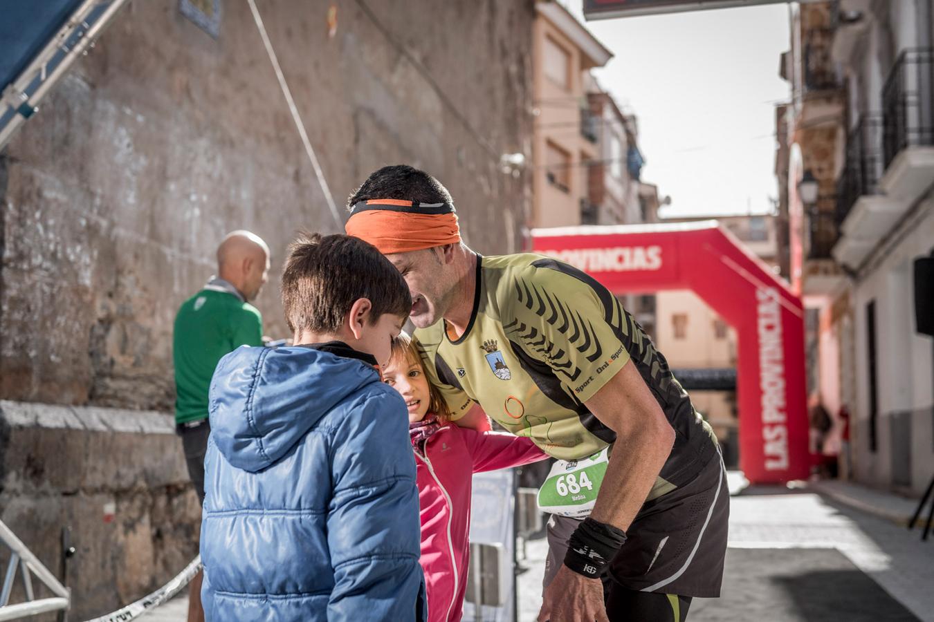 Galería de fotos de la llegada a meta de la carrera de 30 kilómetros del Trail de Montanejos 2018