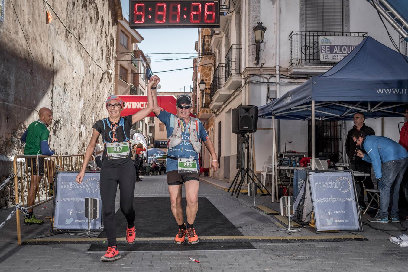 Galería de fotos de la llegada a meta de la carrera de 30 kilómetros del Trail de Montanejos 2018