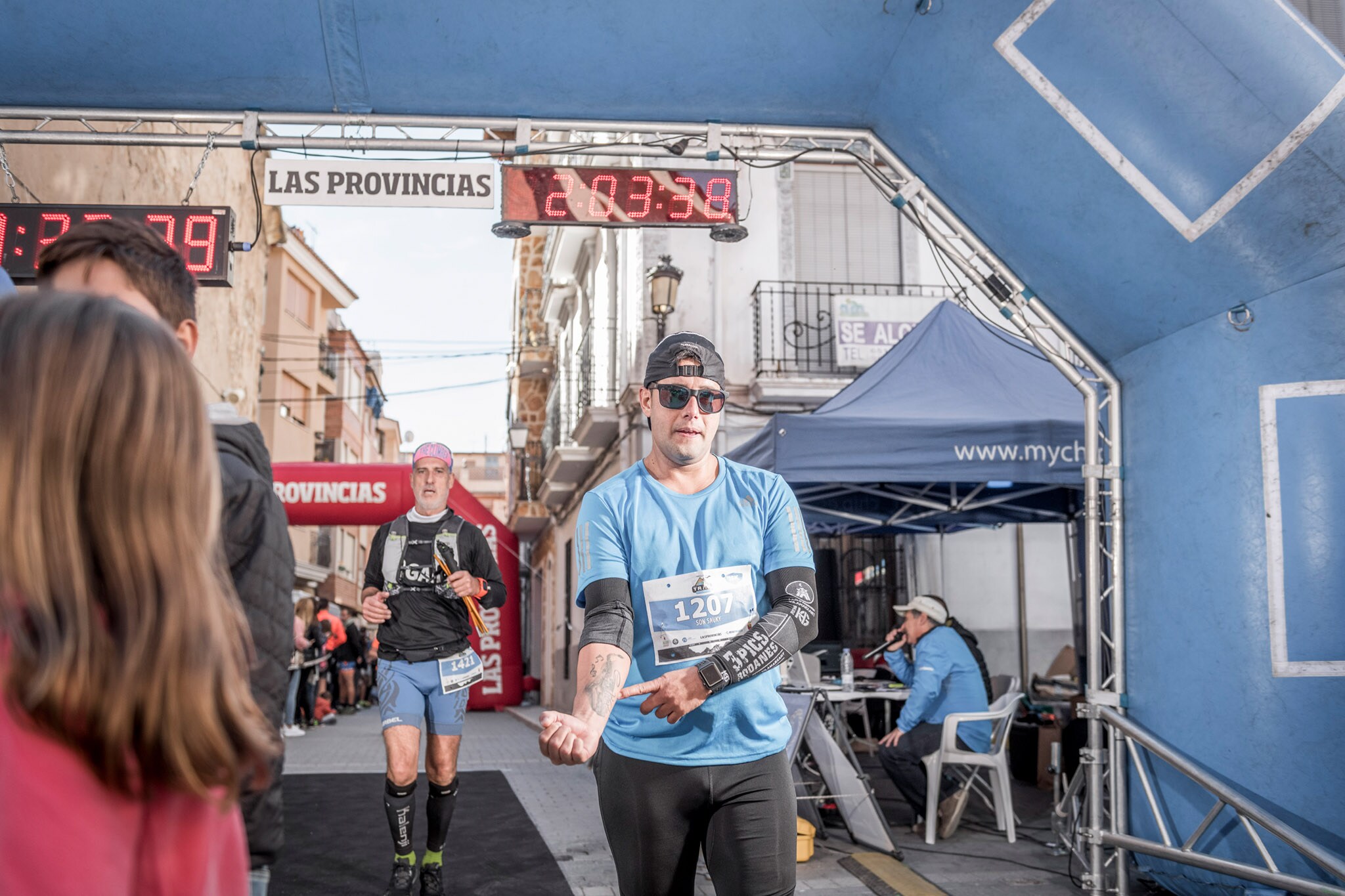 Galería de fotos de la llegada a meta de la carrera de 15 kilómetros del Trail de Montanejos 2018