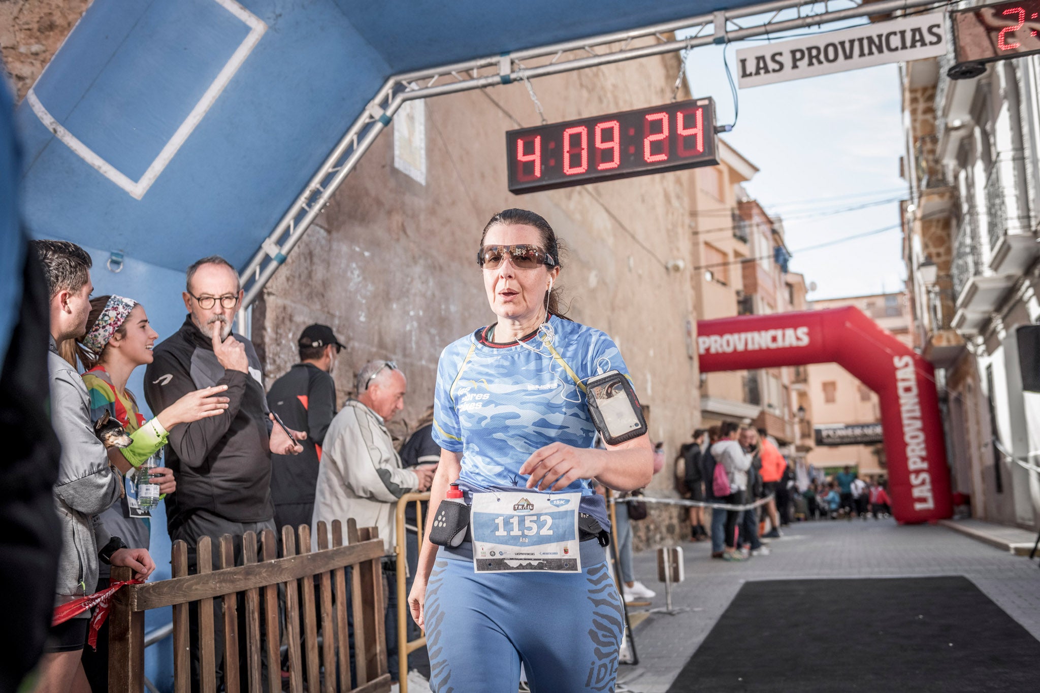 Galería de fotos de la llegada a meta de la carrera de 15 kilómetros del Trail de Montanejos 2018