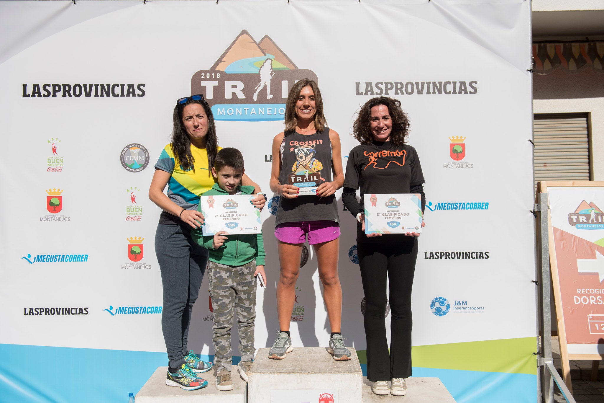 Galería de fotos de la llegada a meta de la carrera de 15 kilómetros del Trail de Montanejos 2018