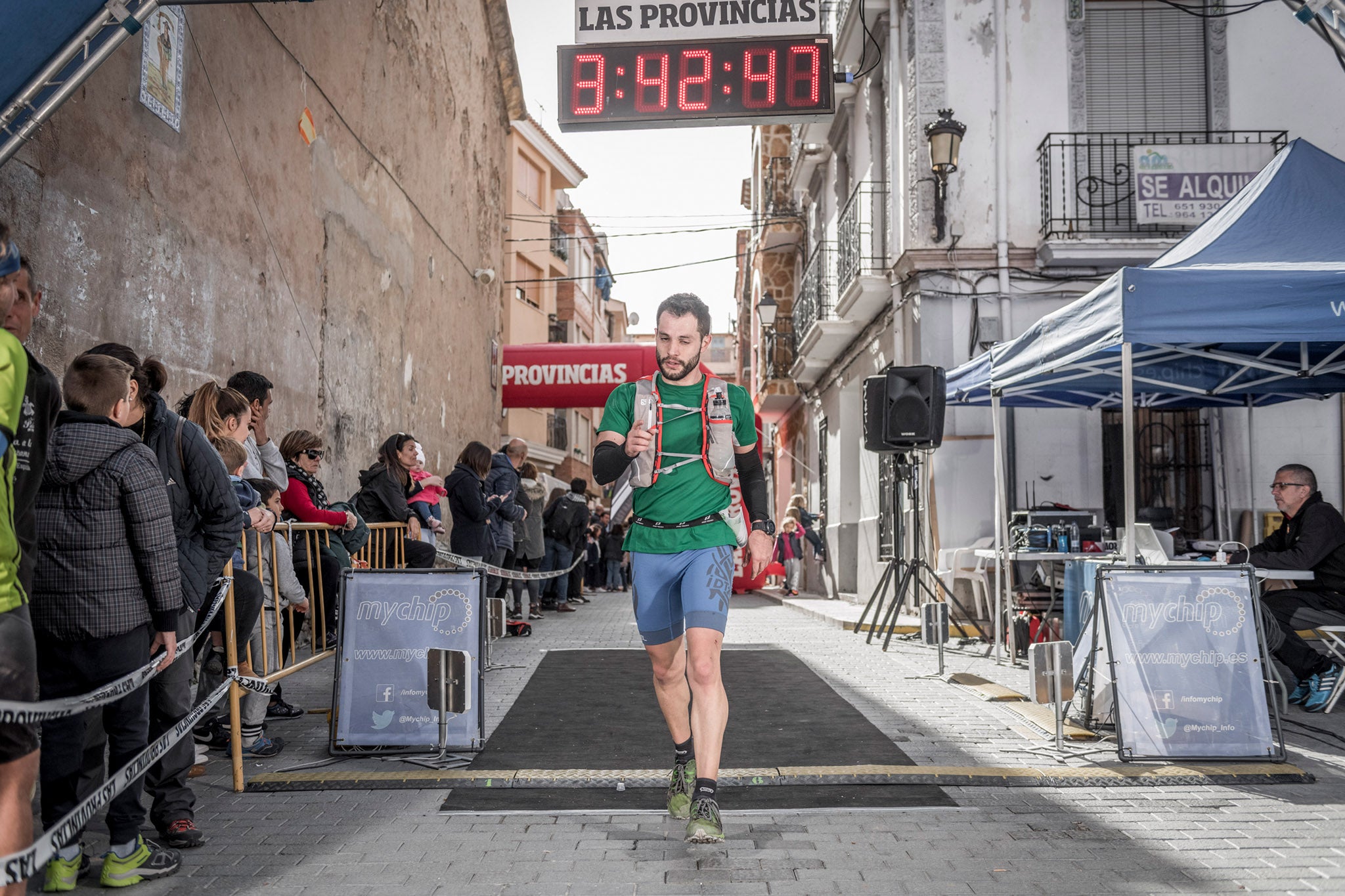 Galería de fotos de la llegada a meta de la carrera de 30 kilómetros del Trail de Montanejos 2018