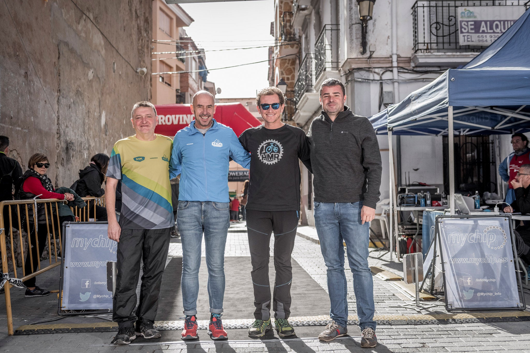 Galería de fotos de la llegada a meta de la carrera de 30 kilómetros del Trail de Montanejos 2018