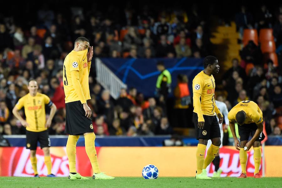 Estas son las imágenes que deja el choque de la cuarta jornada de Champions en Mestalla