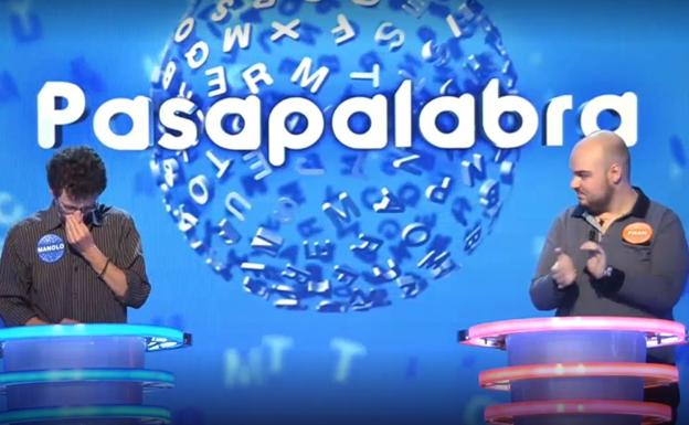 Fran aplaude a Manolo en 'Pasapalabra'.